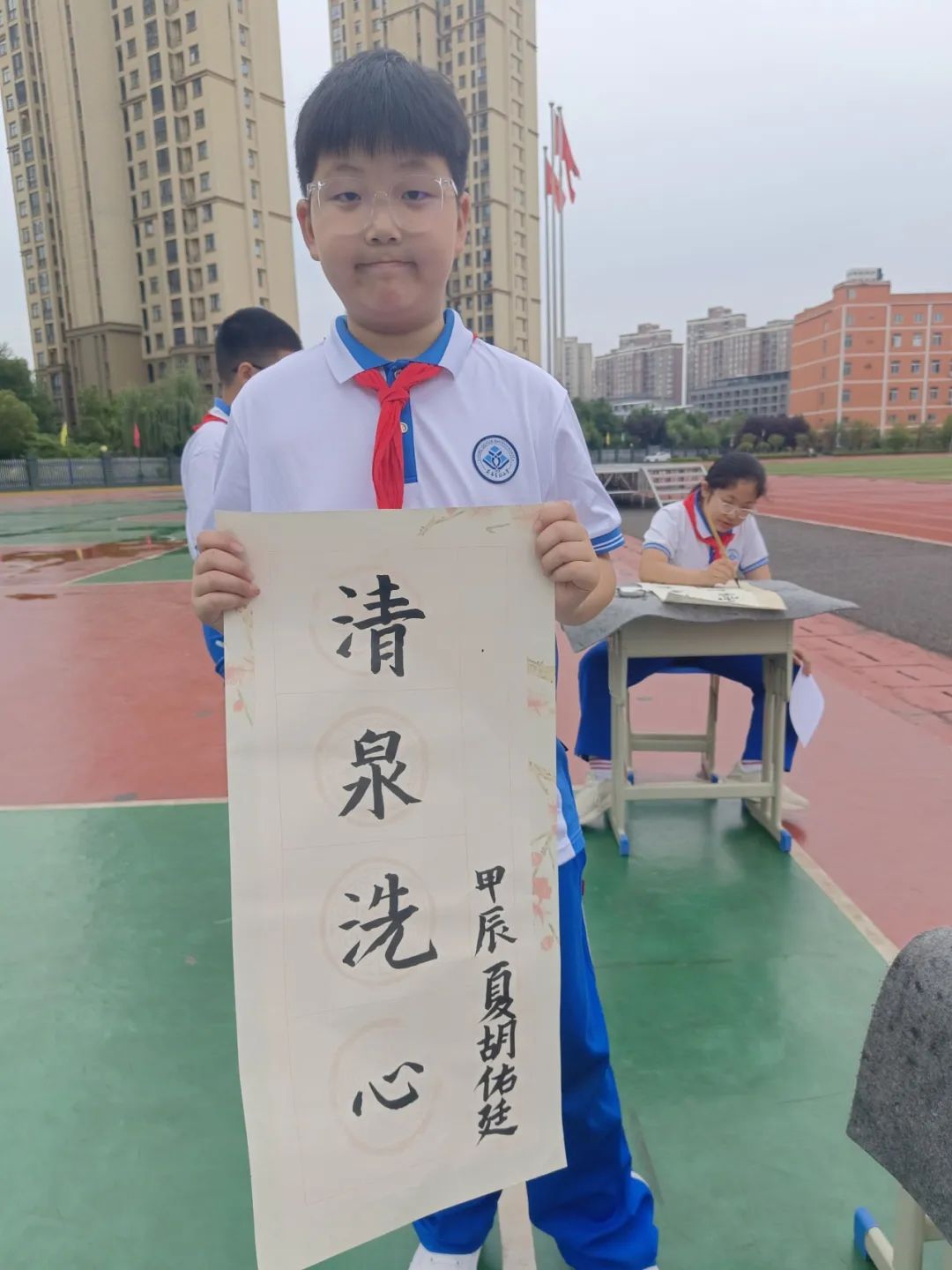 蕲春县实验小学漕河校区开展“ 妙笔绘童心翰墨书未来”百人现场书画活动-第30张图片-蕲春在线