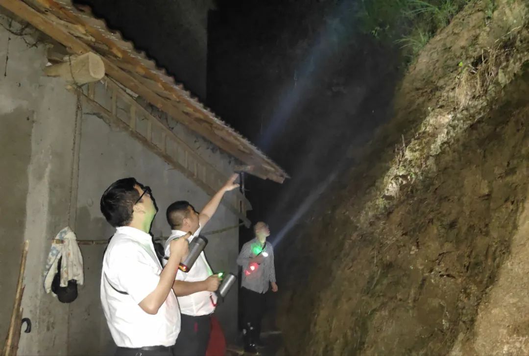 防汛一线，他们冲锋在前-第14张图片-蕲春在线