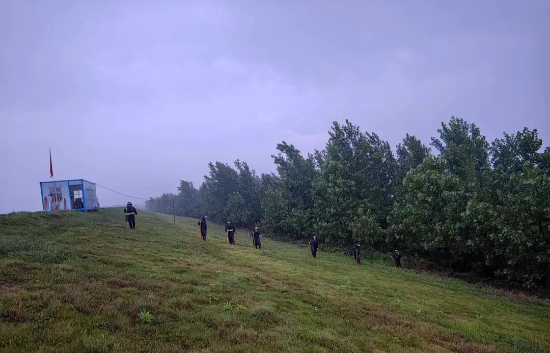 防汛一线，他们冲锋在前-第23张图片-蕲春在线